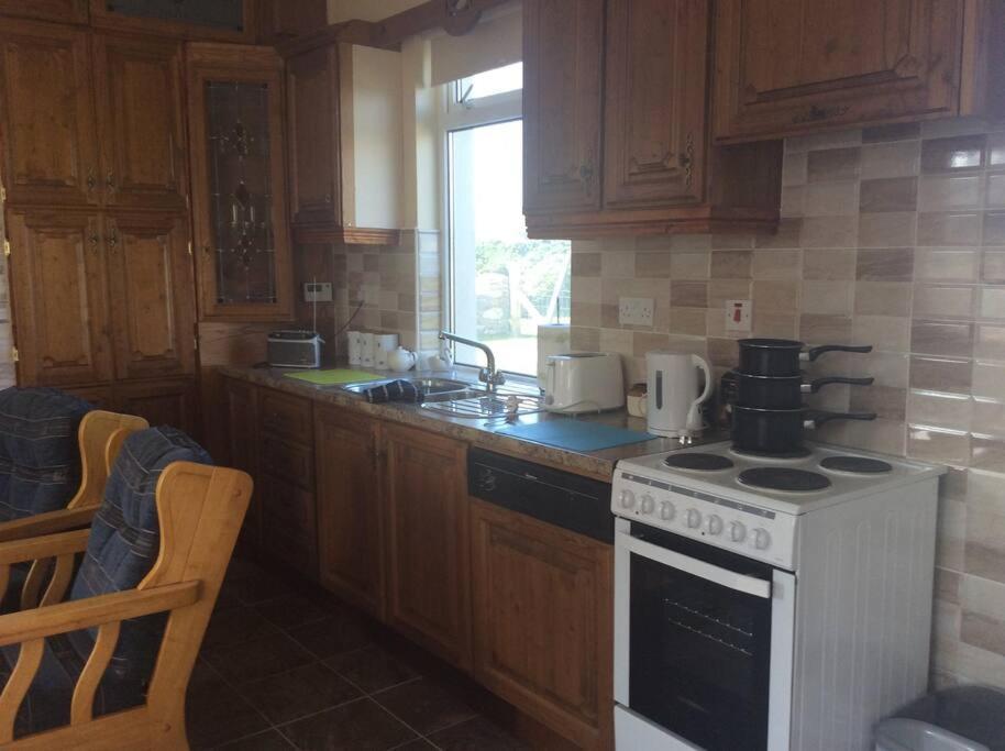 Rossport Bungalow With An Atlantic View بالينا المظهر الخارجي الصورة